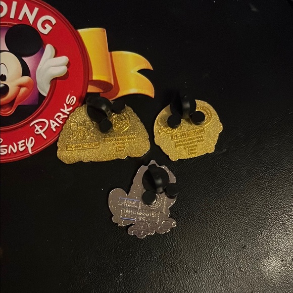 Disney Parks tangled Pins Set - Picture 2 of 2